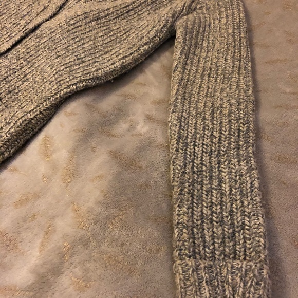 Roots cardigan - Picture 10 of 12